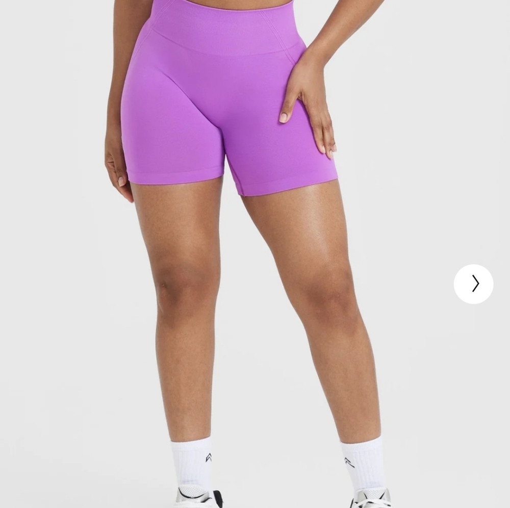 Oner active EFFORTLESS SEAMLESS SHORTS. MEDIUM GRAPE PURPLE
